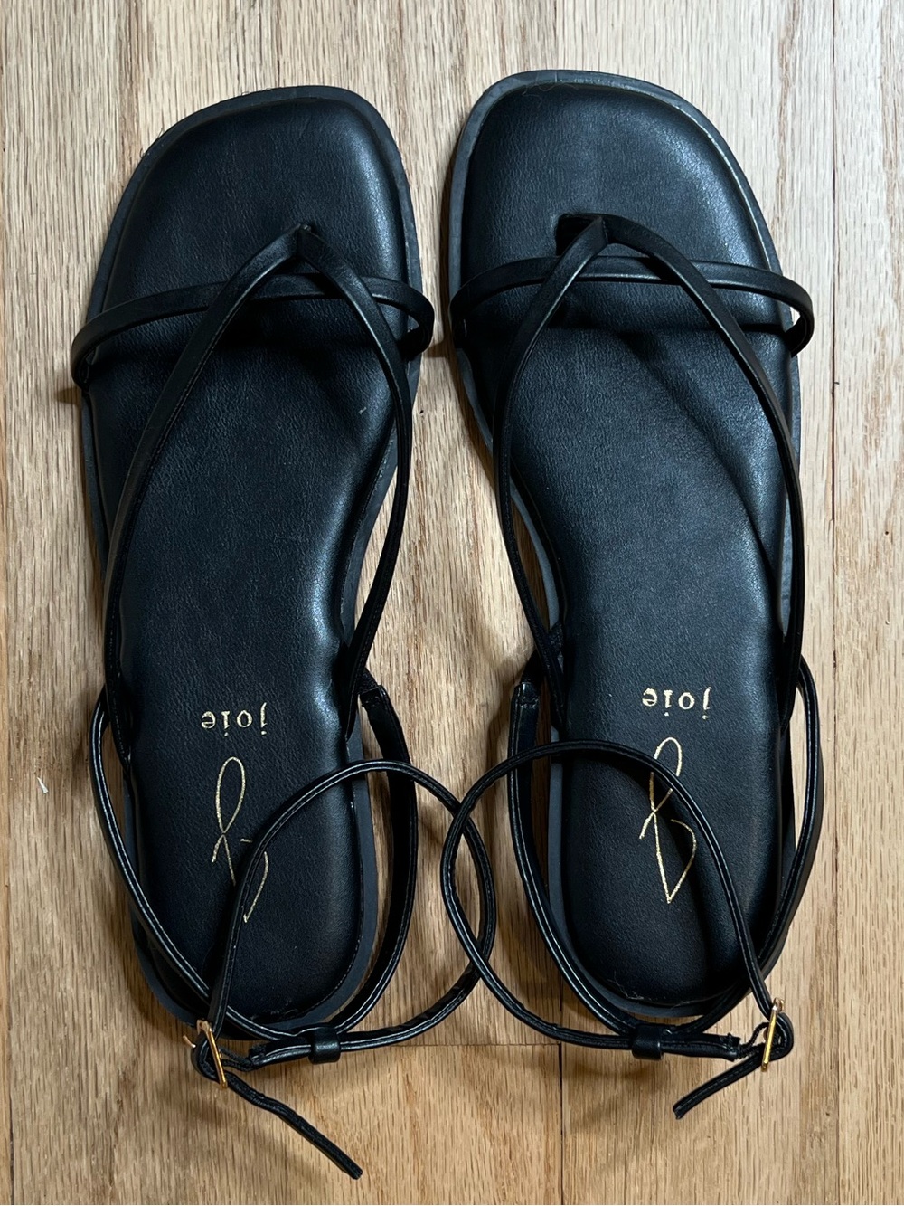 Jolie Black Strappy Square-Toe Flat Sandals